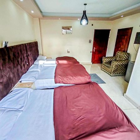 Happy Days Pyramids Inn Kafrat al Jabal Екстер'єр фото